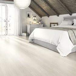 ЛАМИНАТ EGGER HOME ДУБ РАВЕНА EHL-111