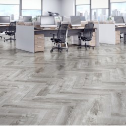 КВАРЦ-ВИНИЛОВЫЙ ЛАМИНАТ SPC CRONAFLOOR HERRINGDONE ДУБ СТРАСБУРГ H005