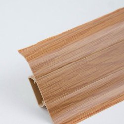 ПЛИНТУС №124 ДУБ ЯНТАРНЫЙ 2500х56мм (RICO LEO)