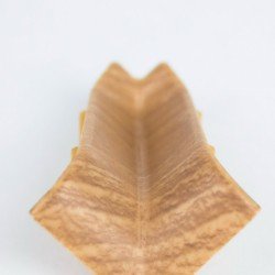 УГОЛ ВНУТРЕННИЙ ДЛЯ ПЛИНТУСА №180 ДУБ АНТИЧНЫЙ (RICO LEO)